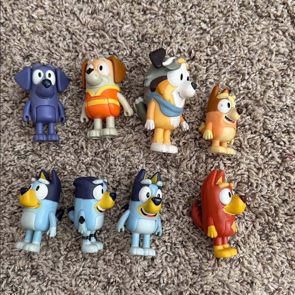 Bluey and Friends Action Figure Set - Picture 1 of 2